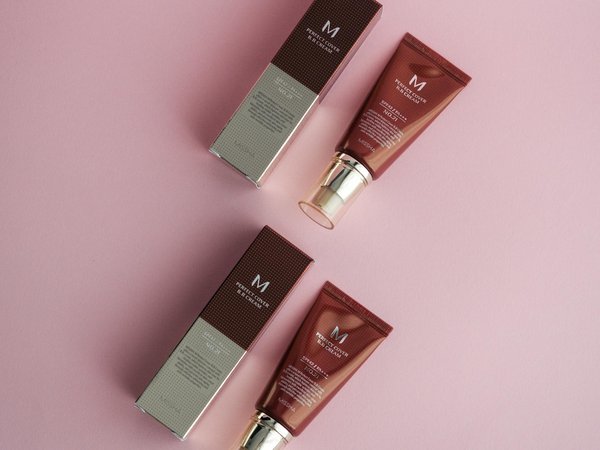 Ultimate guide to stylish and airy fabrics for effortlessly cool summer wardrobes in the uk